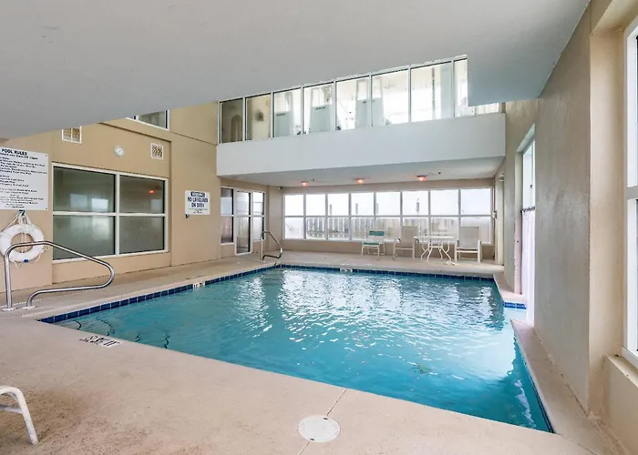 Crystal Shores 1007 Holiday home